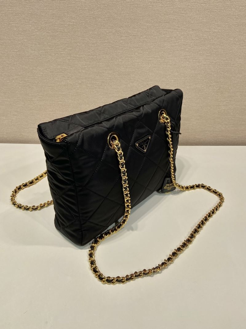 Pra*a tote bags